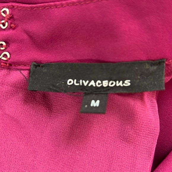 OLIVACEOUS DRESS SLEEVELESS V-NECK SIZE M - Picture 12 of 14